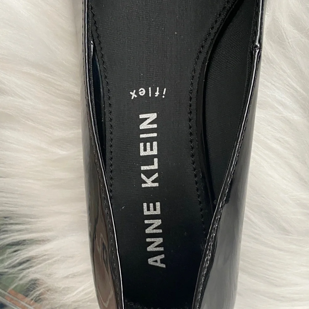 Anne Klein Glossy Black Loafers with Bow Accent size 6.5 new